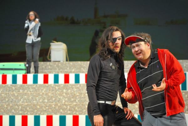 Der Diener zweier Herren (Natalie Forester, Jan Henning Kraus, Henning Kohne)